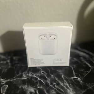 Apple Wireless Earbuds with Charging Case - White